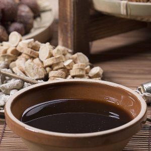 Automatisk förpackningsmaskin för fyllning av blandade flytande produkter